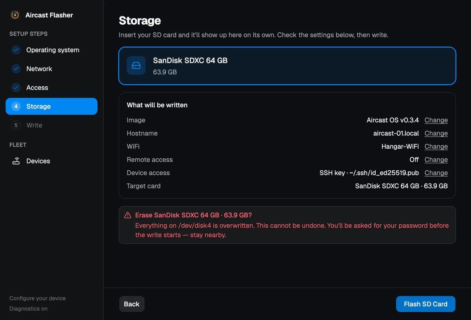 Aircast Flasher, Storage step: the detected SD card with a summary of the image, hostname, network and target drive, above an erase warning